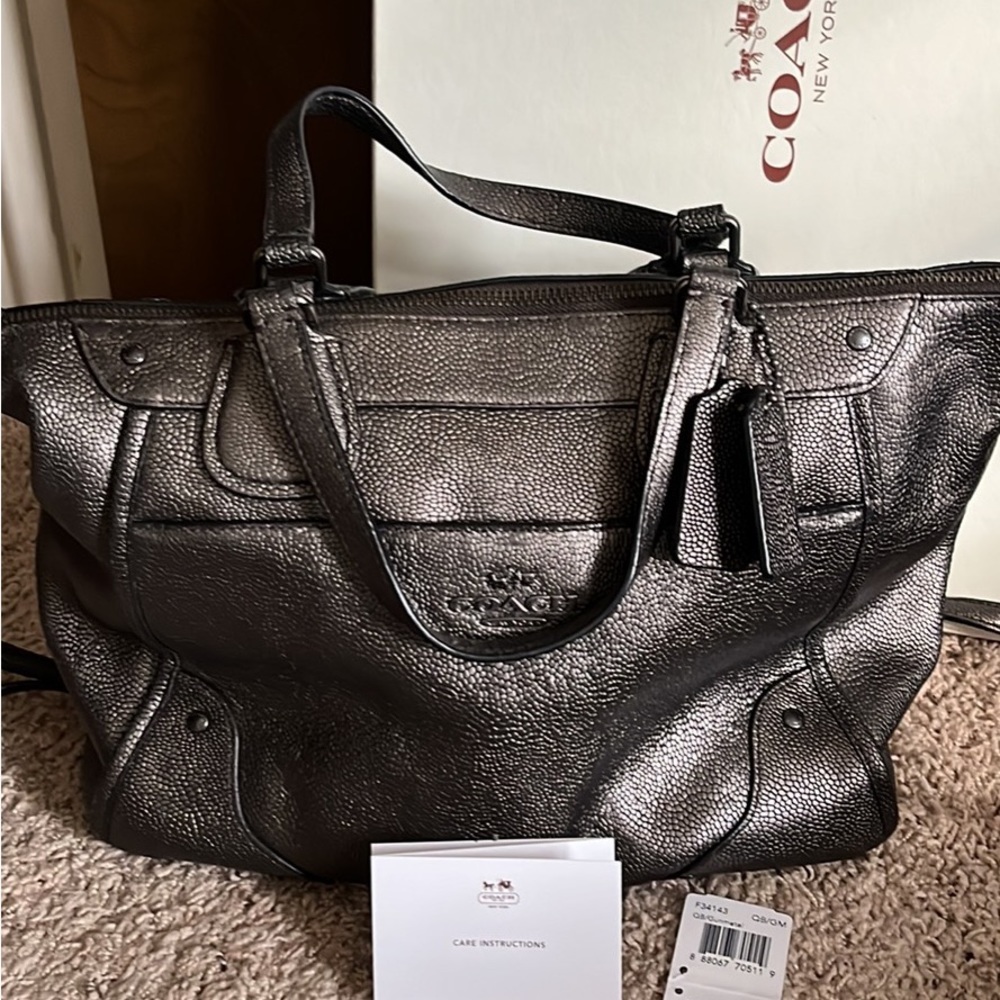 Coach handbag - Picture 1 of 4